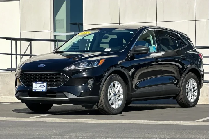 $19900 : Ford Escape 2022 SE 4dr SUV image 7