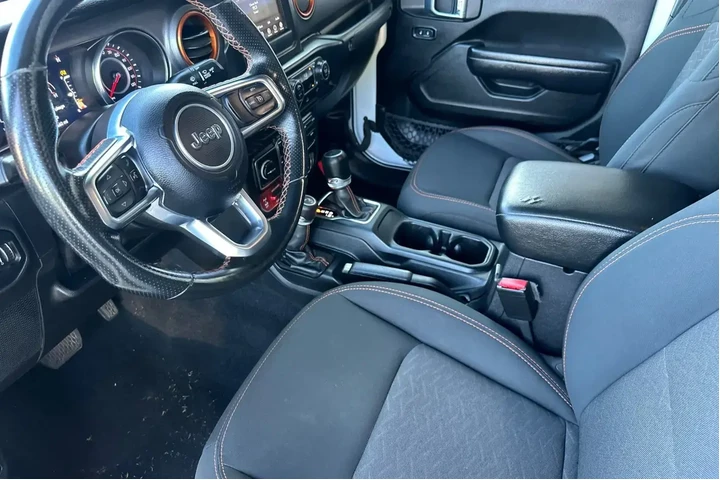 $31989 : Jeep Gladiator 2021 4x4 Moja image 10