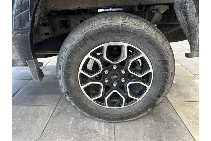 $39500 : Ford F-150 2023 4x4 XLT 4dr image 5