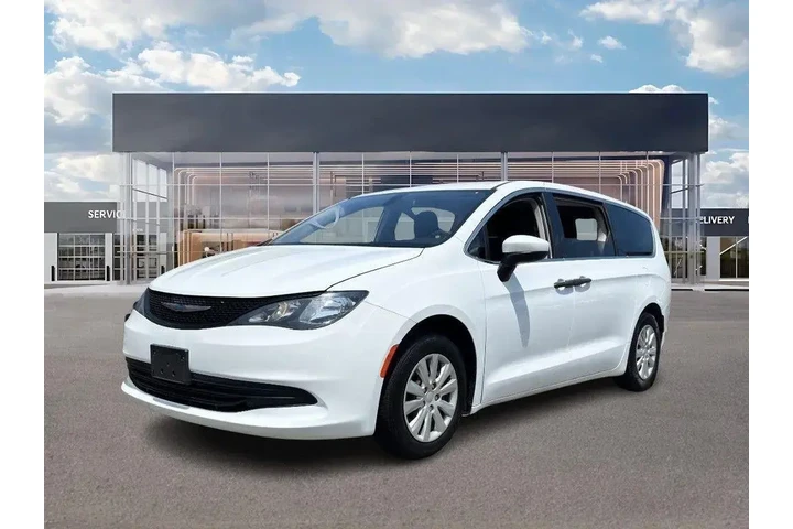 $10850 : Chrysler Voyager 2020 L 4dr image 1