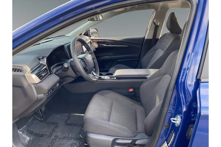 $34077 : Toyota Camry 2025 image 9