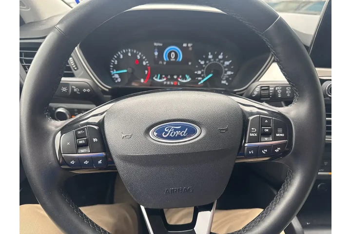 $15739 : Ford Escape 2021 AWD SE 4dr image 9