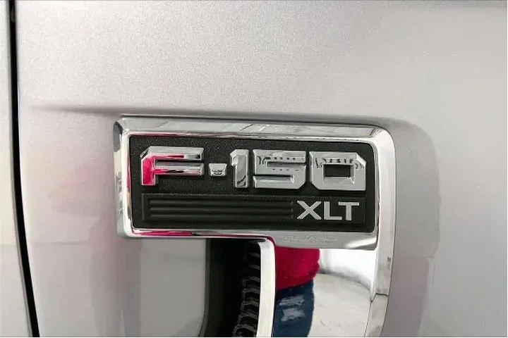 $28761 : Ford F-150 2023 4x2 XLT 4dr image 9