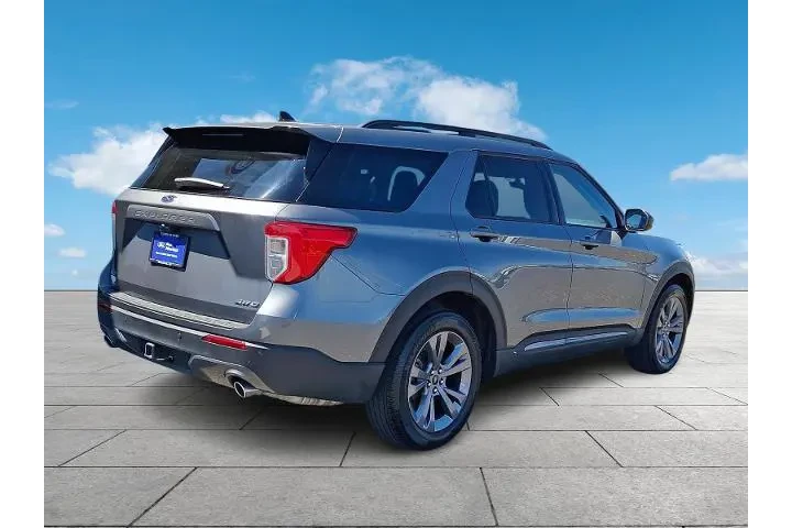 $34997 : Ford Explorer 2023 AWD XLT 4 image 6