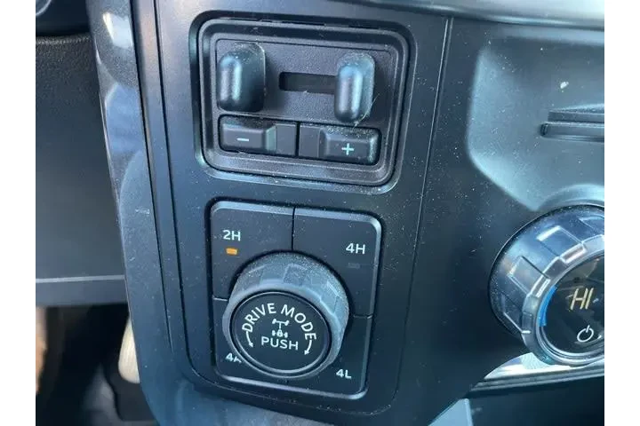 $36993 : Ford F-150 2021 4x4 Lariat 4 image 9