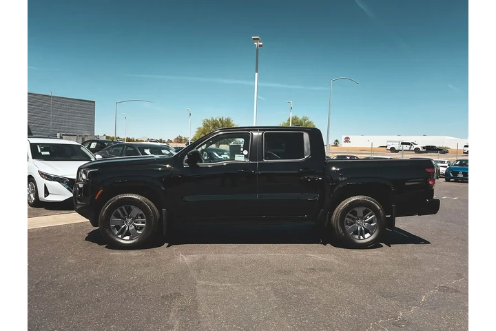 $33477 : Nissan Frontier 2025 4x2 SV image 9