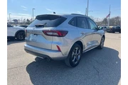 $24999 : Ford Escape 2024 AWD ST-Line thumbnail