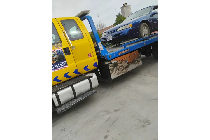 WE BUY CARS FOR JUNK TOWING 24 image 3