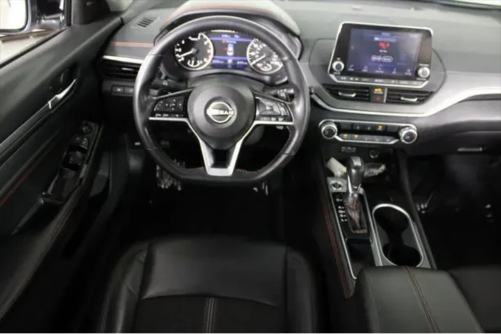 $17187 : Nissan Altima 2023 2.5 SR 4d image 5