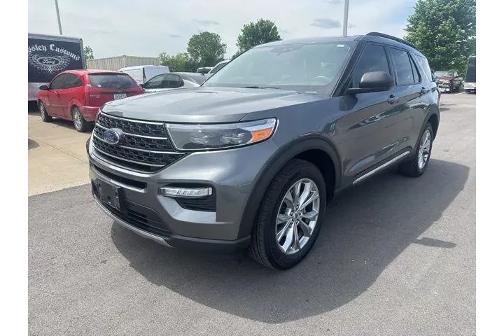 $28000 : Ford Explorer 2023 AWD XLT 4 image 8