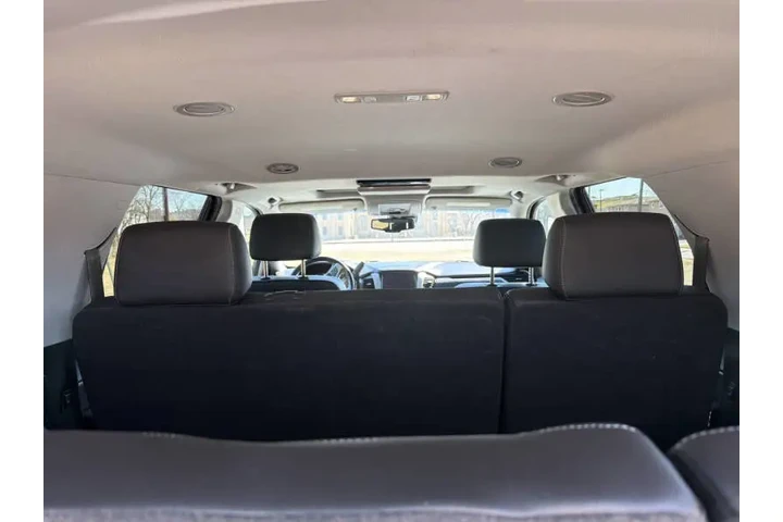 $25495 : 2019 GMC Yukon SLT image 9