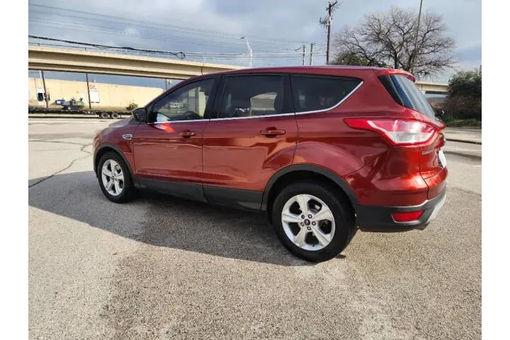 $5975 : 2014 Escape image 4