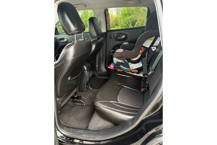 $7700 : 2018 Jeep Compass Altitude image 7