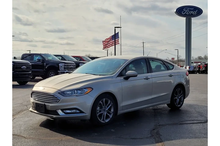 $11995 : Ford Fusion 2017 SE 4dr Seda image 8