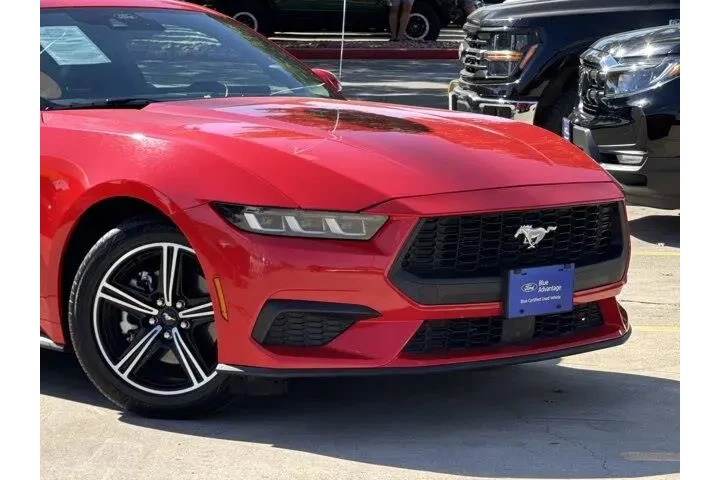 $32347 : Ford Mustang 2024 EcoBoost 2 image 2