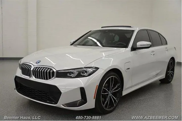 $34998 : BMW 3 Series 2023 330e 4dr S image 3
