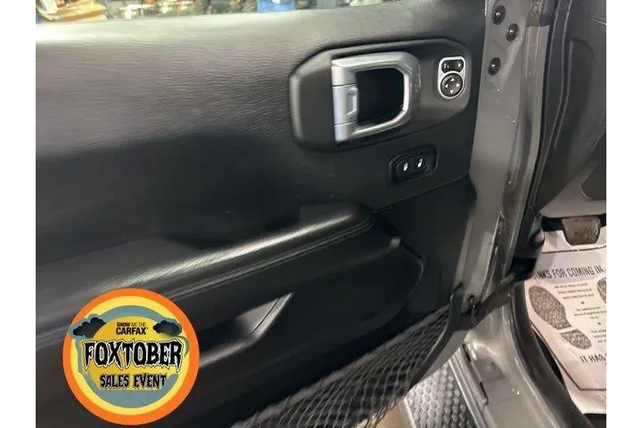 $37595 : Jeep Wrangler Unlimited 2021 image 10