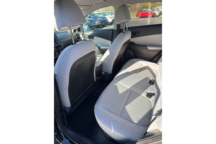 $22490 : Hyundai KONA 2023 AWD SEL 4d image 8