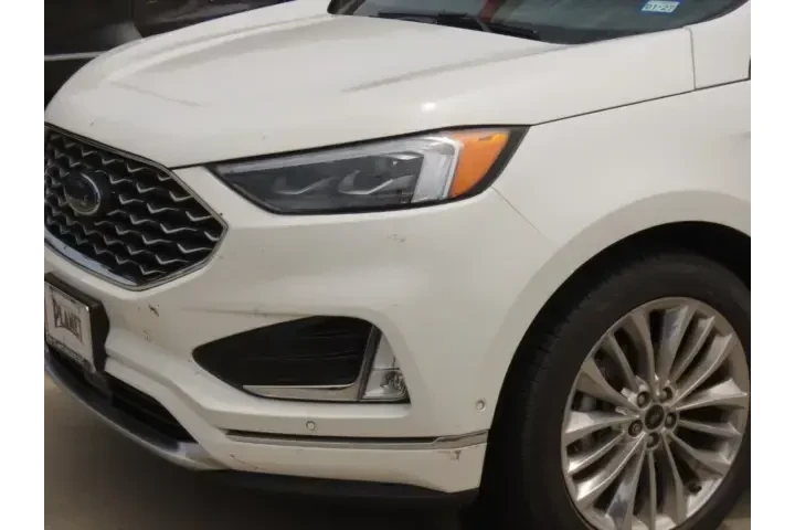$22911 : Ford Edge 2020 Titanium 4dr image 3