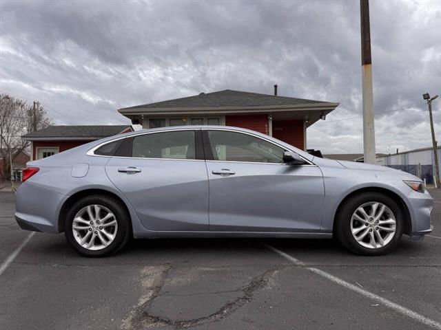 $13982 : 2018 Malibu LT image 8