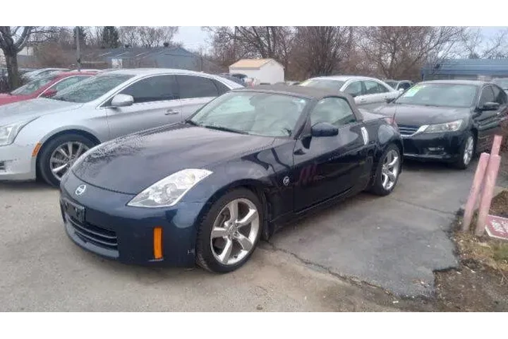 $17900 : 2007 350Z image 6