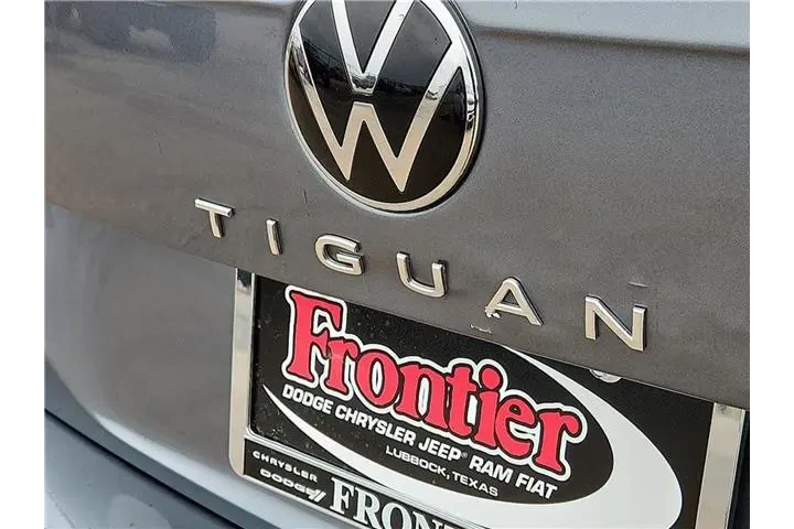 $26995 : Volkswagen Tiguan 2024 SE 4d image 8