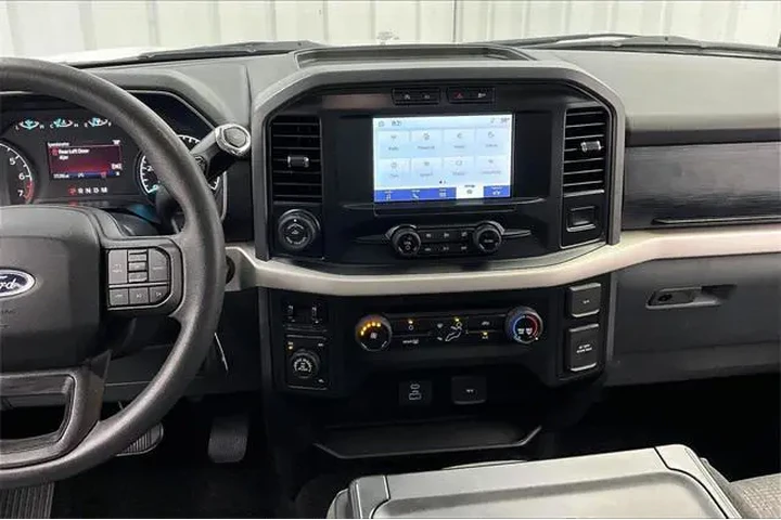 $17990 : Ford F-150 2021 4x4 XLT 4dr image 6