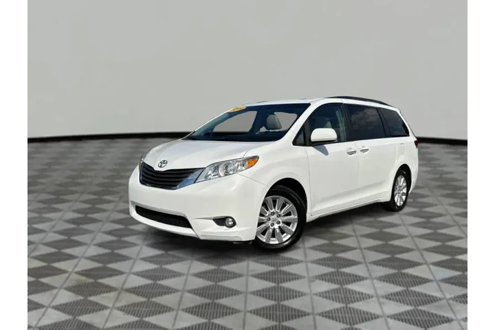 $16999 : 2014 Sienna image 10