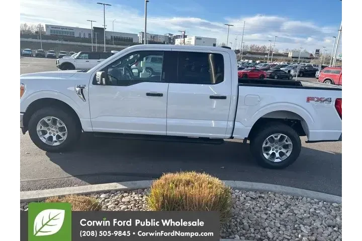 $29779 : Ford F-150 2021 4x4 XLT 4dr image 2