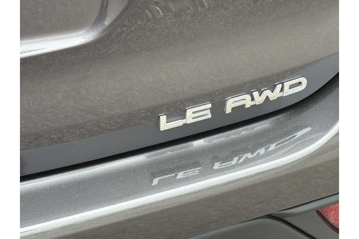 $27991 : Toyota Highlander 2021 AWD L image 7