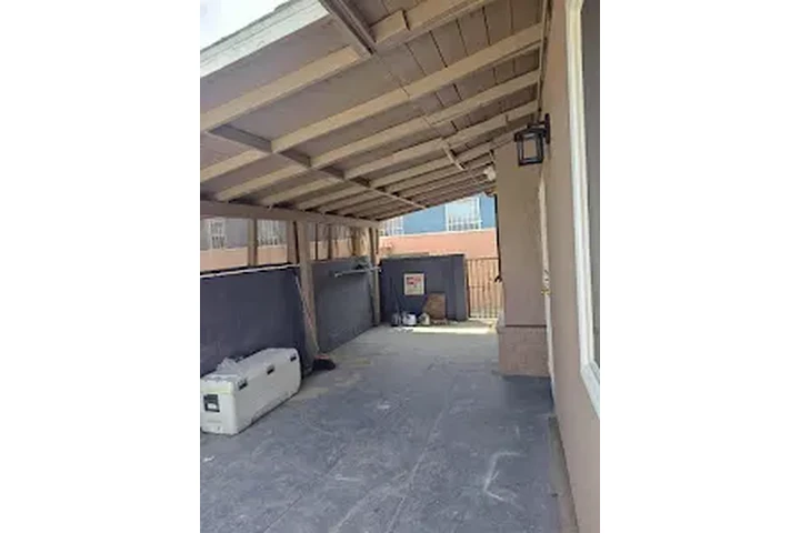 $2500 : CASA EN RENTA EN L.A. 90044 image 2