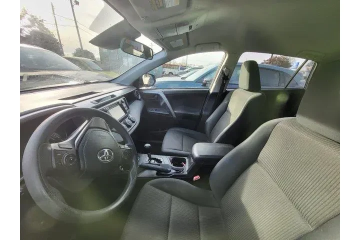 $14729 : Toyota RAV4 2017 LE 4dr SUV image 10