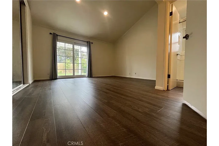 $2200 : Welcome Home to 3518 Ramona Dr image 8