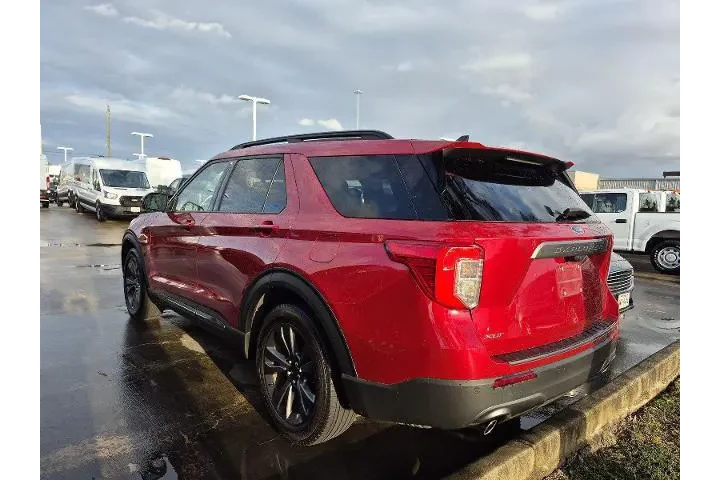 $28981 : Ford Explorer 2023 XLT 4dr S image 4