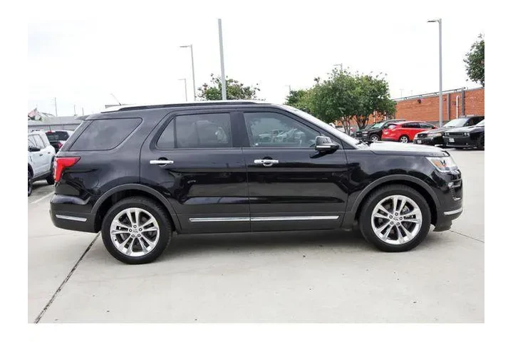 $20900 : Ford Explorer 2019 Limited 4 image 5