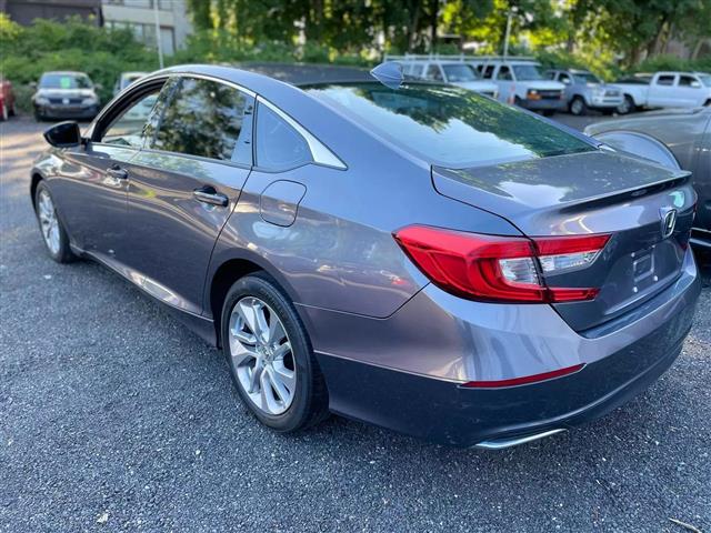 $17900 : 2018 HONDA ACCORD2018 HONDA A image 7