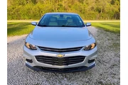 $10997 : 2017 Malibu Premier thumbnail