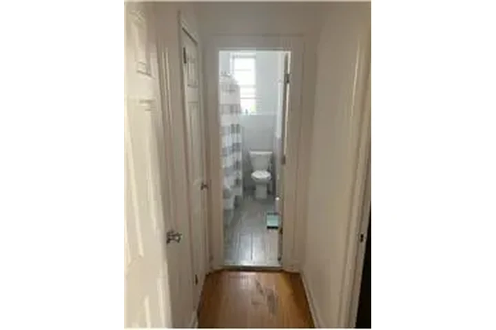 $2150 : Rental property with 1 bedro image 9