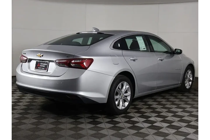 $15493 : Chevrolet Malibu 2022 LT 4dr image 7