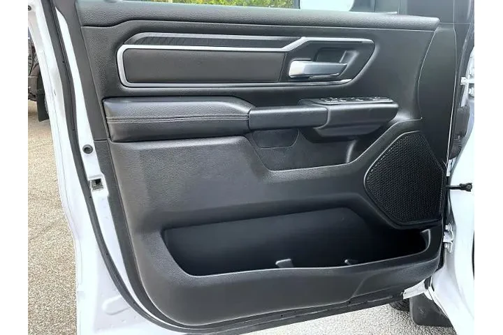 $38995 : Ram 1500 2025 4x4 Lone Star image 9