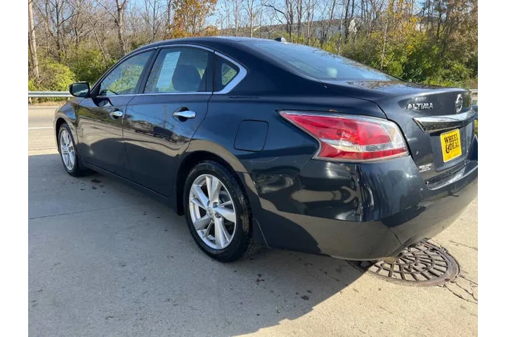 2015 Altima 2.5 SL image 8