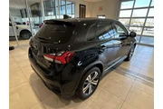 $12800 : Mitsubishi Outlander Sport 2 thumbnail