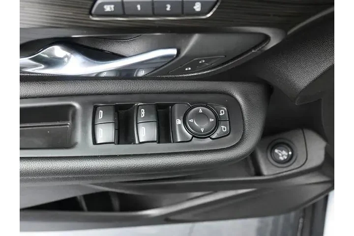 $22600 : GMC Terrain 2024 AWD SLT 4dr image 7