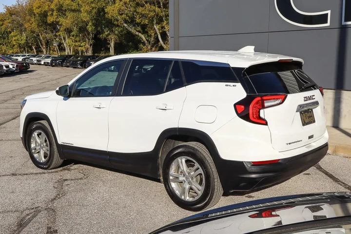 $19388 : 2024 Terrain FWD 4dr SLE image 6