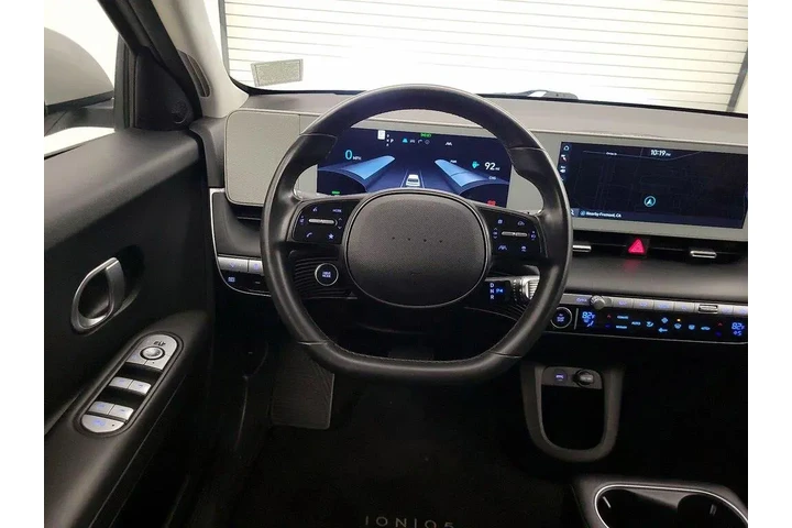 $23998 : Hyundai IONIQ 5 2022 SE 4dr image 10