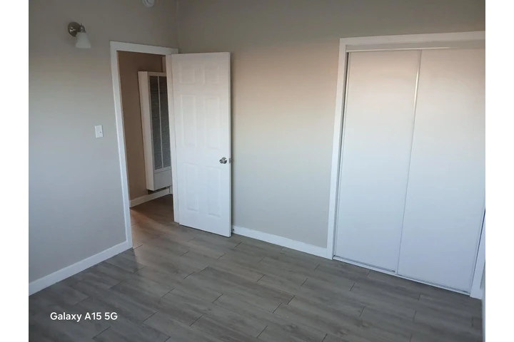 $2050 : ! PALMDALE, HOUSE FOR RENT ! image 10