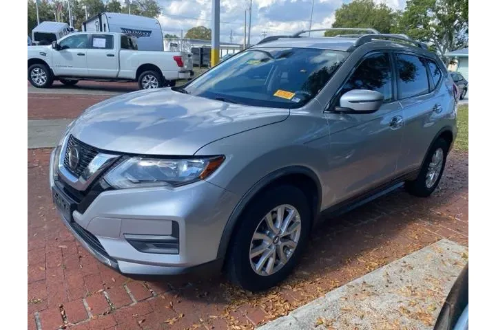 $13300 : Nissan Rogue 2020 SV 4dr Cro image 9