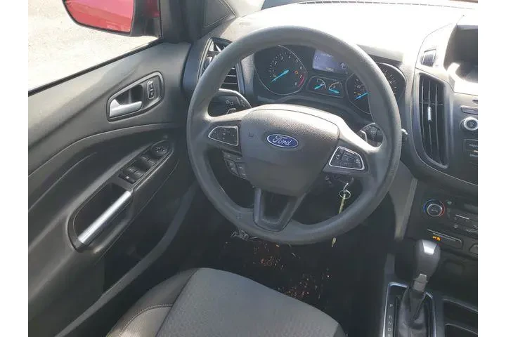 $9593 : Ford Escape 2017 SE 4dr SUV image 10