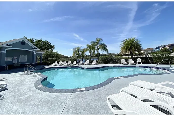 $2000 : HOUSE FOR RENT IN ORLANDO FL image 2