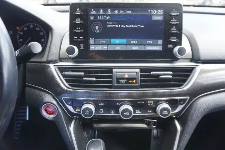 $20488 : Honda Accord 2021 Sport Spec image 8